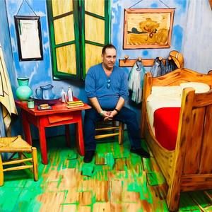 Meet your Posher, Gian